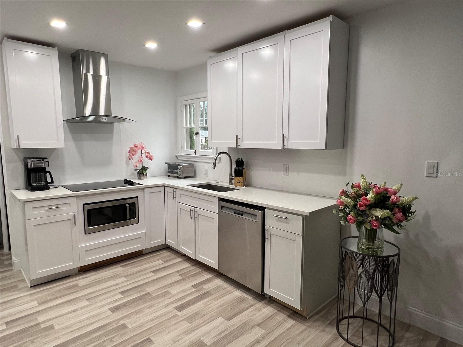 1644 E LIVINGSTON STREET