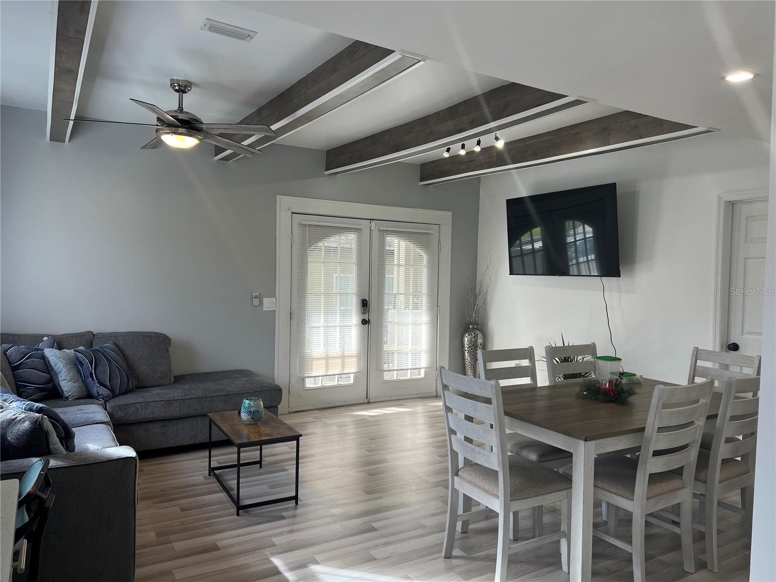 1644 E LIVINGSTON STREET