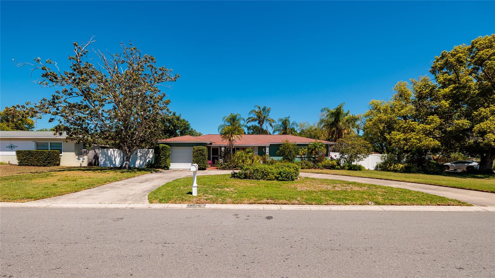 RIDGEWOOD ESTATES - Residential