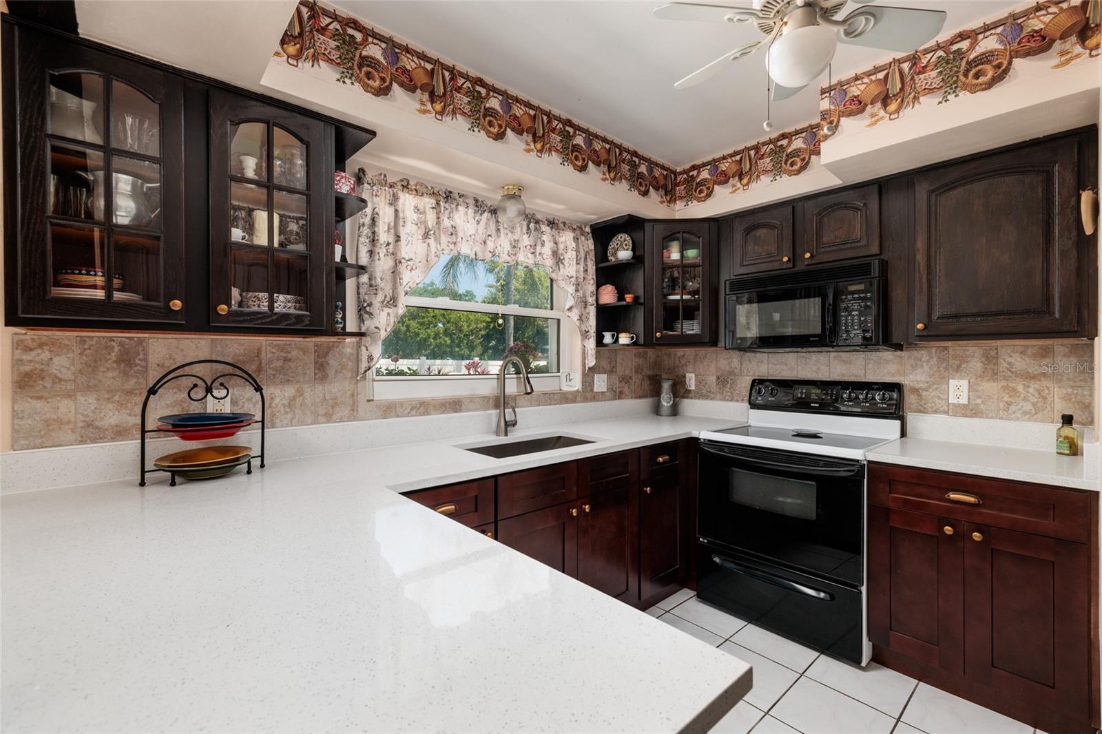 RIDGEWOOD ESTATES - Residential