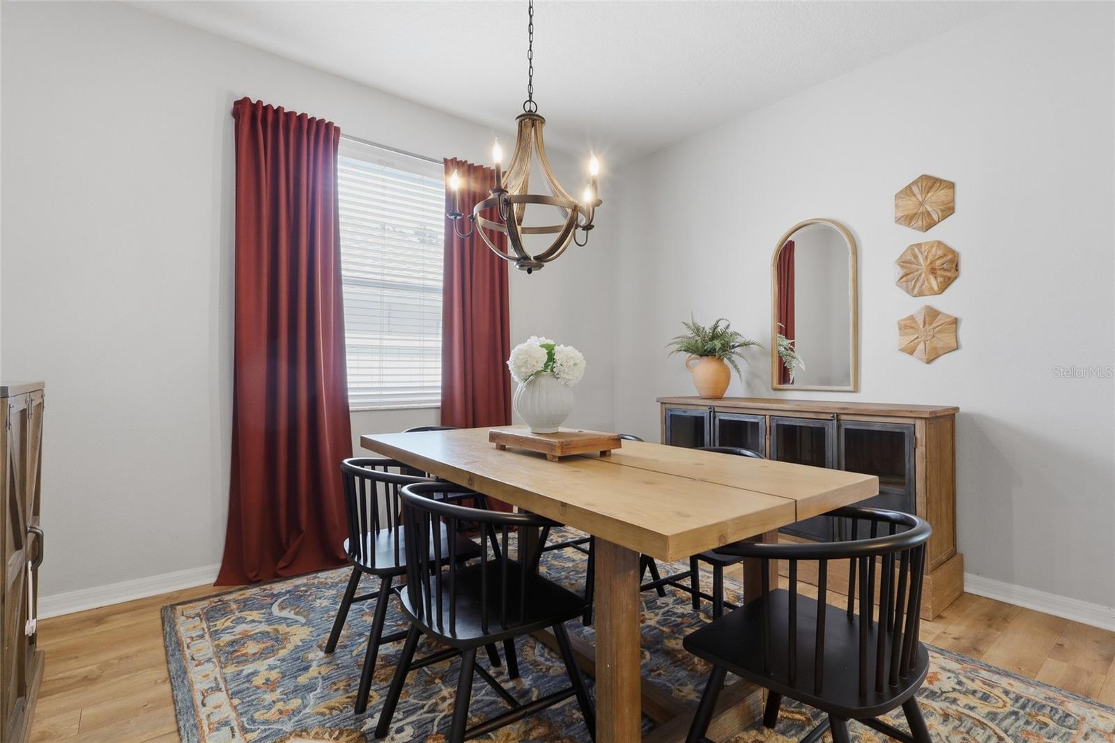 ASHTON OAKS - Residential