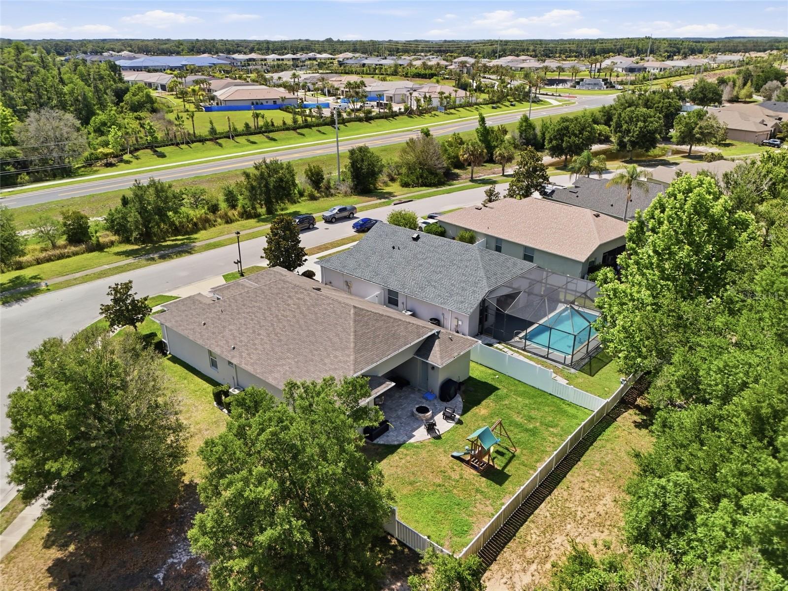 ASHTON OAKS - Residential
