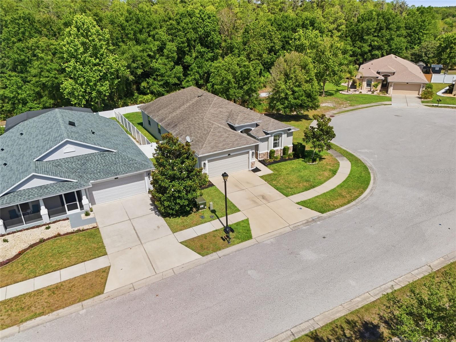 ASHTON OAKS - Residential