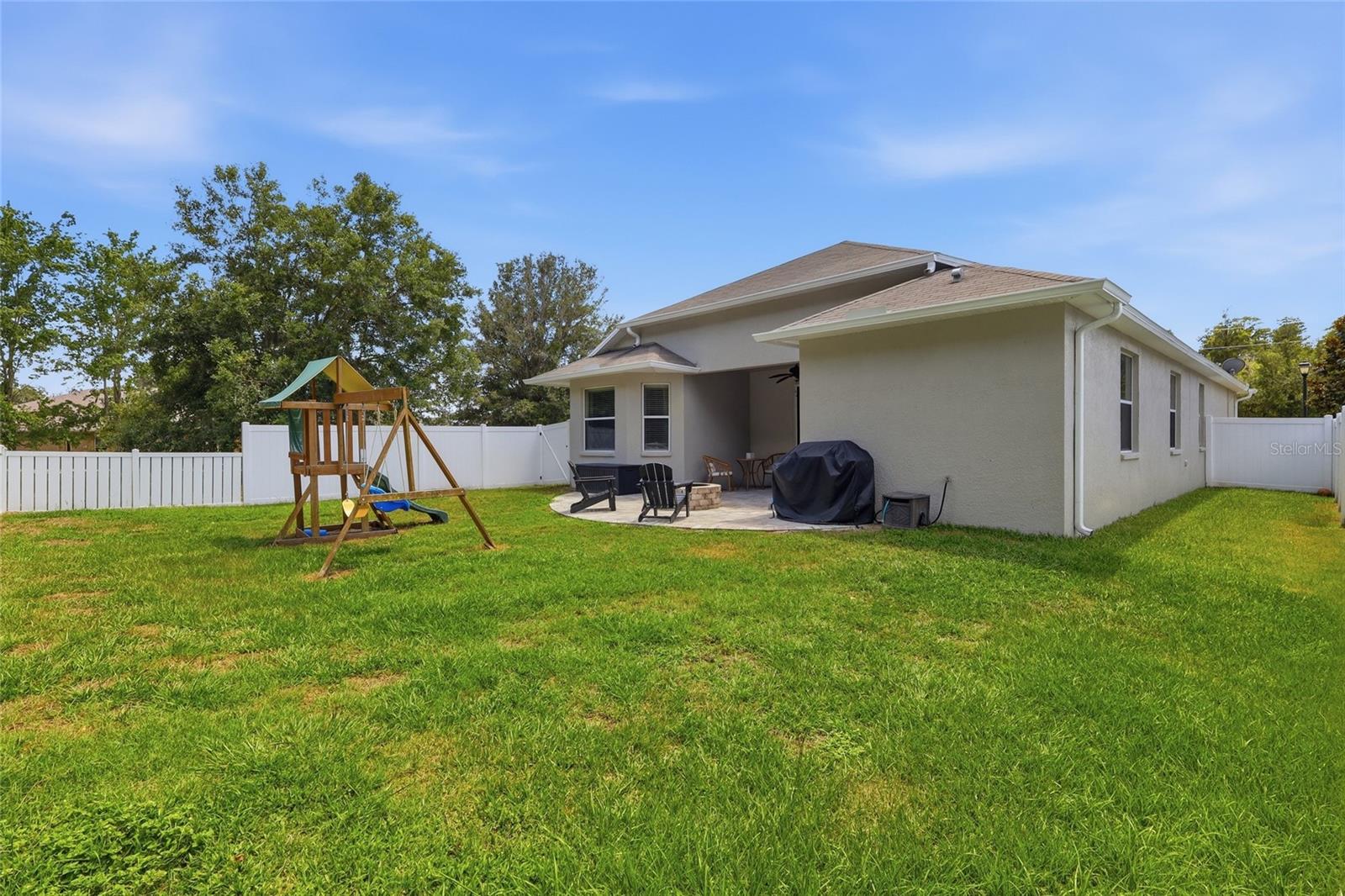 ASHTON OAKS - Residential