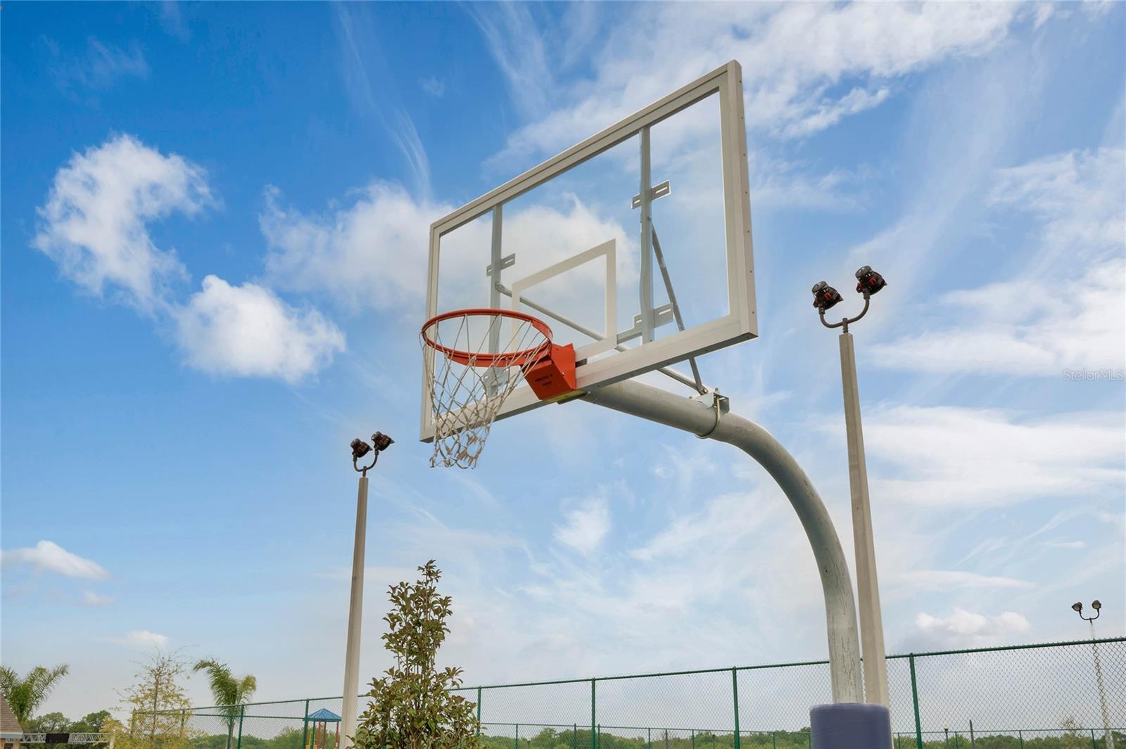 SOUTH MEWS/AVIAN POINTE - Residential