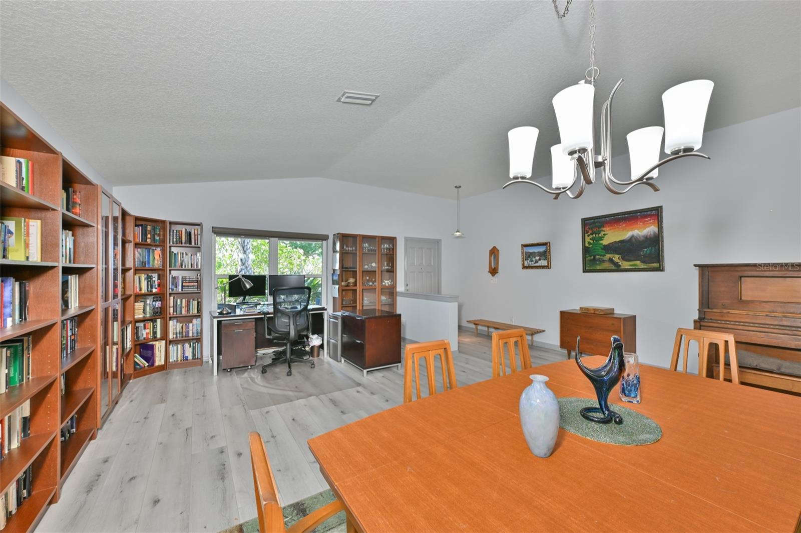 KINGSFIELD PH I - Residential