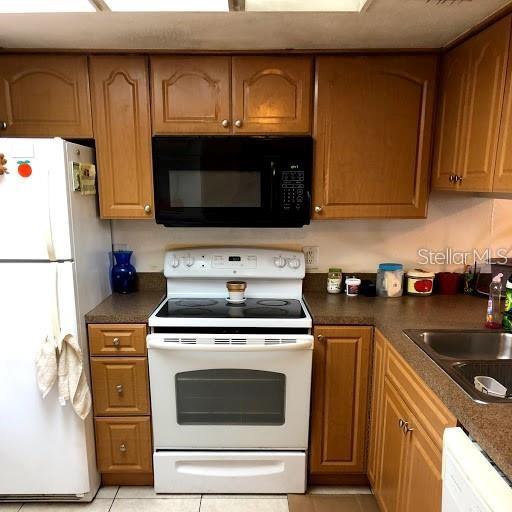 5052 TERRACE CLUB LANE 101