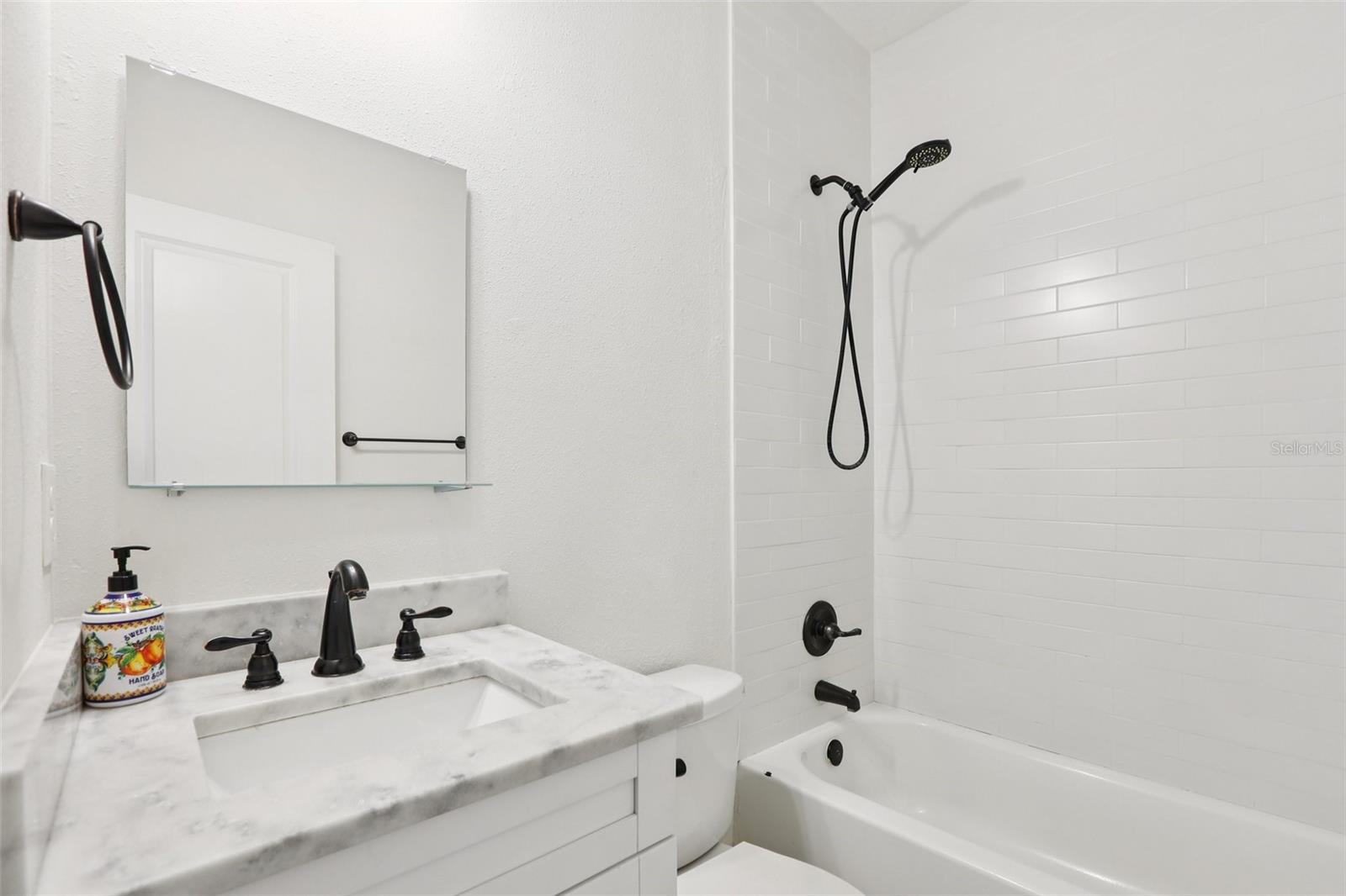 ALAMEDA - Residential Lease