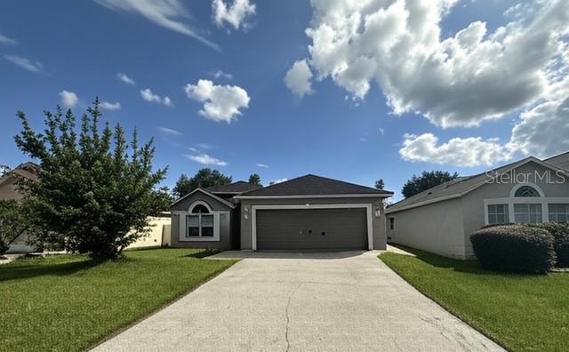 This spaciosus 3-bedroom, 2-bathroom is the perfect place to call home. This property has a comfortable living space, ideal for families or professionals seeking a tranquil retreat. The home features a spacious layout with ample natural light, creating a bright and welcoming atmosphere. The modern kitchen is equipped with updated appliances and plenty of cabinet space, perfect for preparing meals and entertaining guests. The master bedroom includes an en-suite bathroom for added privacy and convenience. Two additional bedrooms provide flexibility for a home office, guest room. Located in a desirable area, this home provides easy access to major roadways, including FL-417 and FL-528, making your commute a breeze. Enjoy the convenience of nearby shopping centers, dining options, and entertainment venues. Don't miss the opportunity to live in this fantastic location!