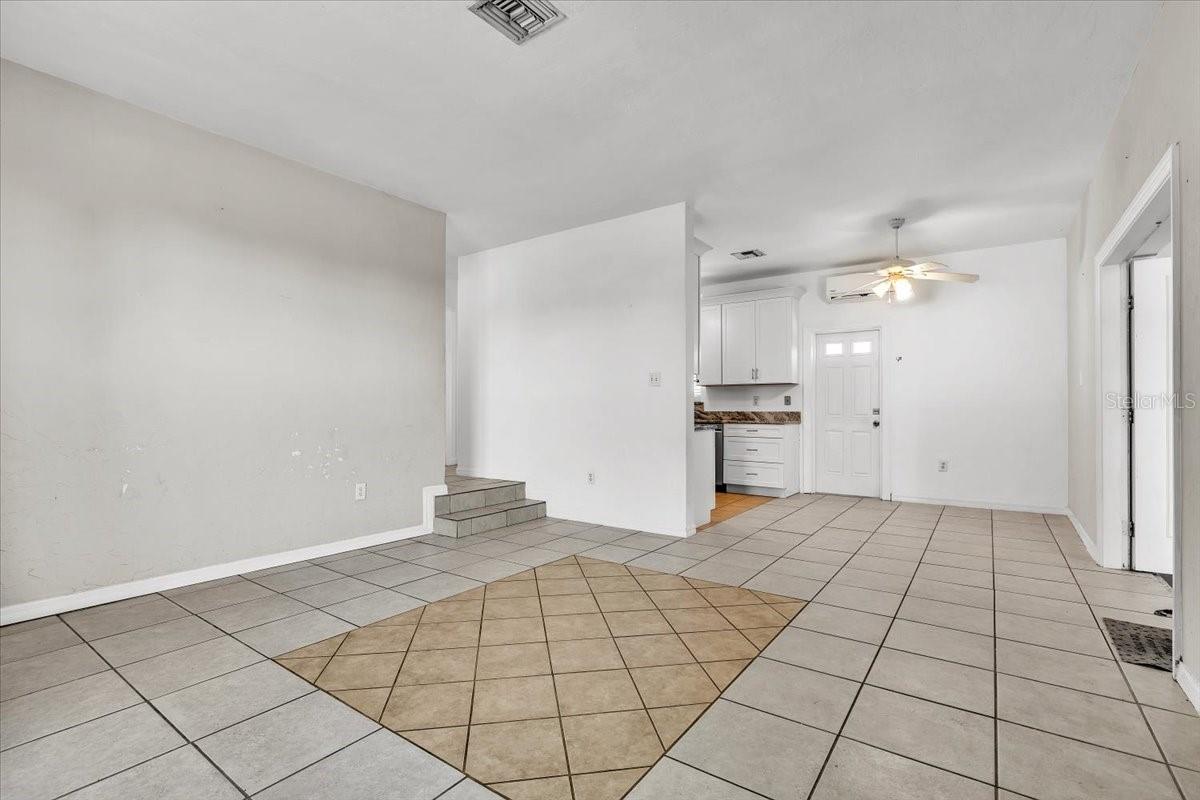 22127 FELTON AVENUE, PORT CHARLOTTE, FL, 33952 3 22127 FELTON AVENUE