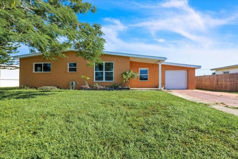 22127 Felton Avenue, Port Charlotte, FL 33952