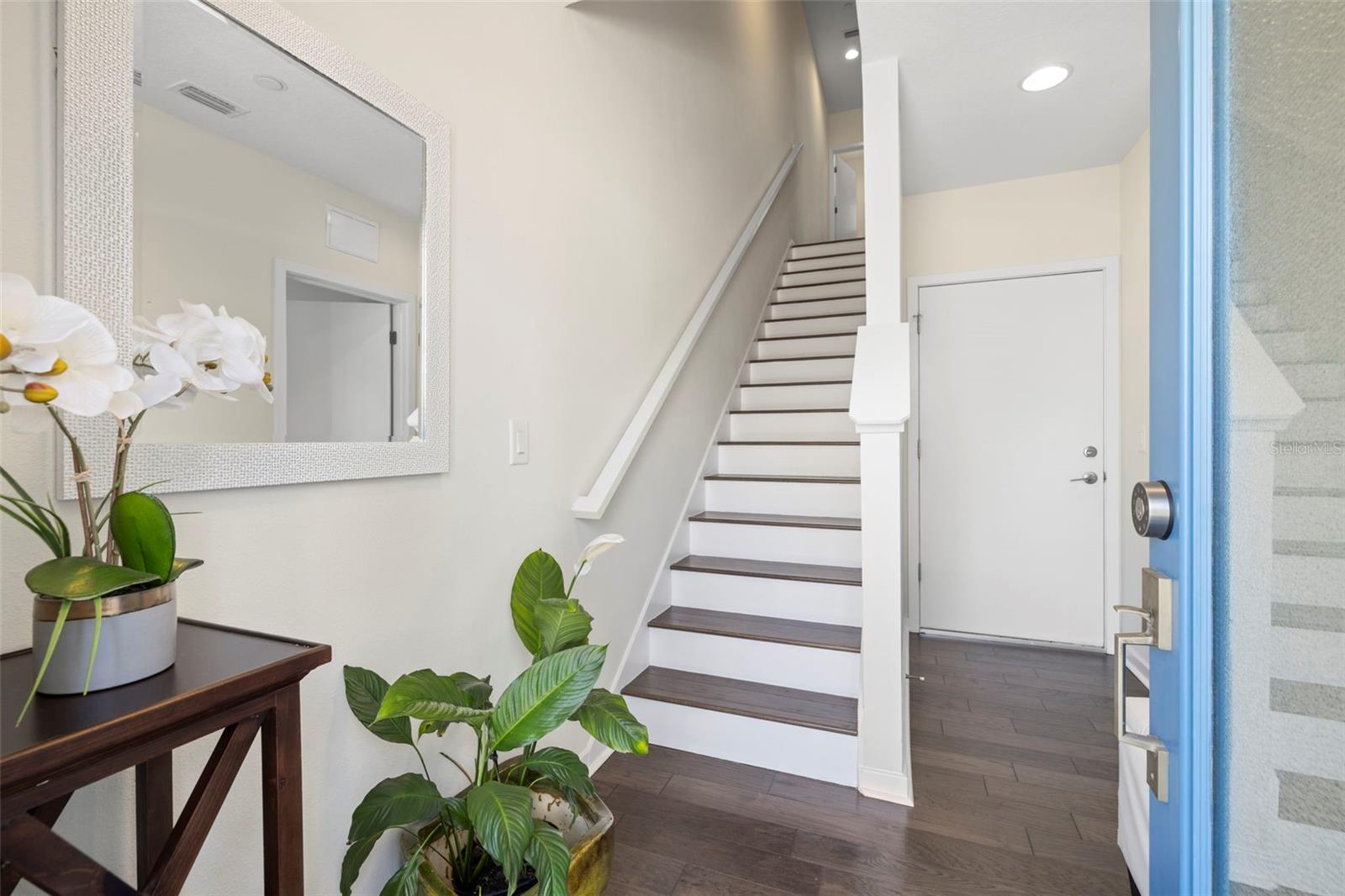 335 8TH STREET N