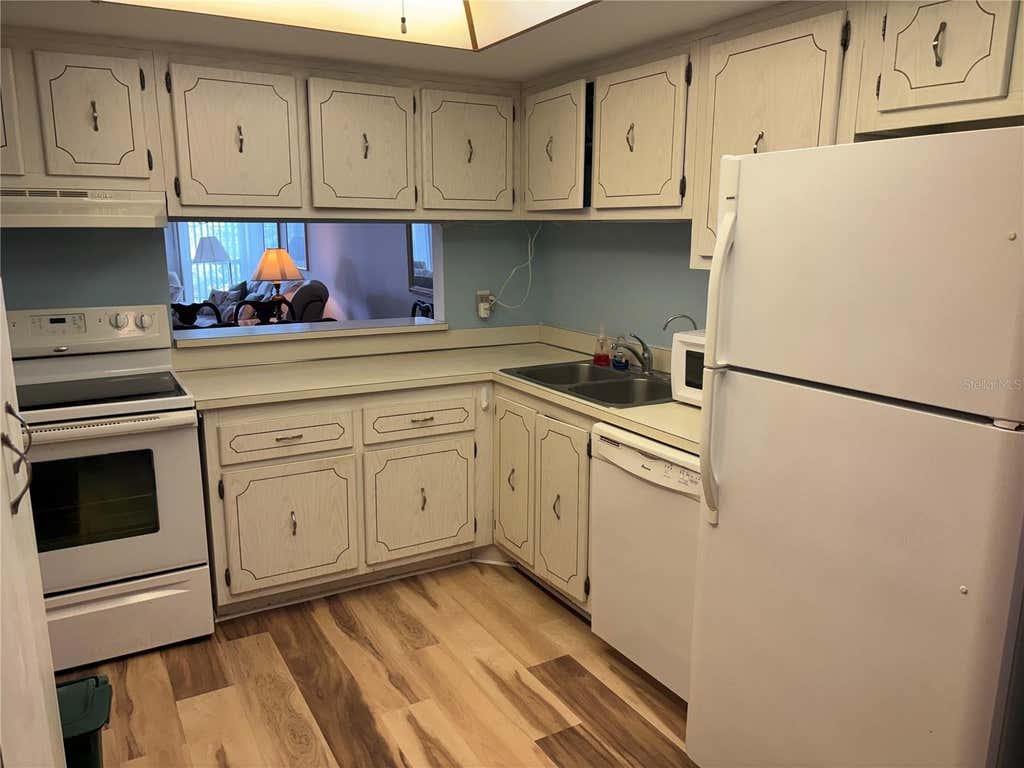 Photo of 4910 38th Way S #411, St Petersburg, FL 33711 (MLS # TB8541724)