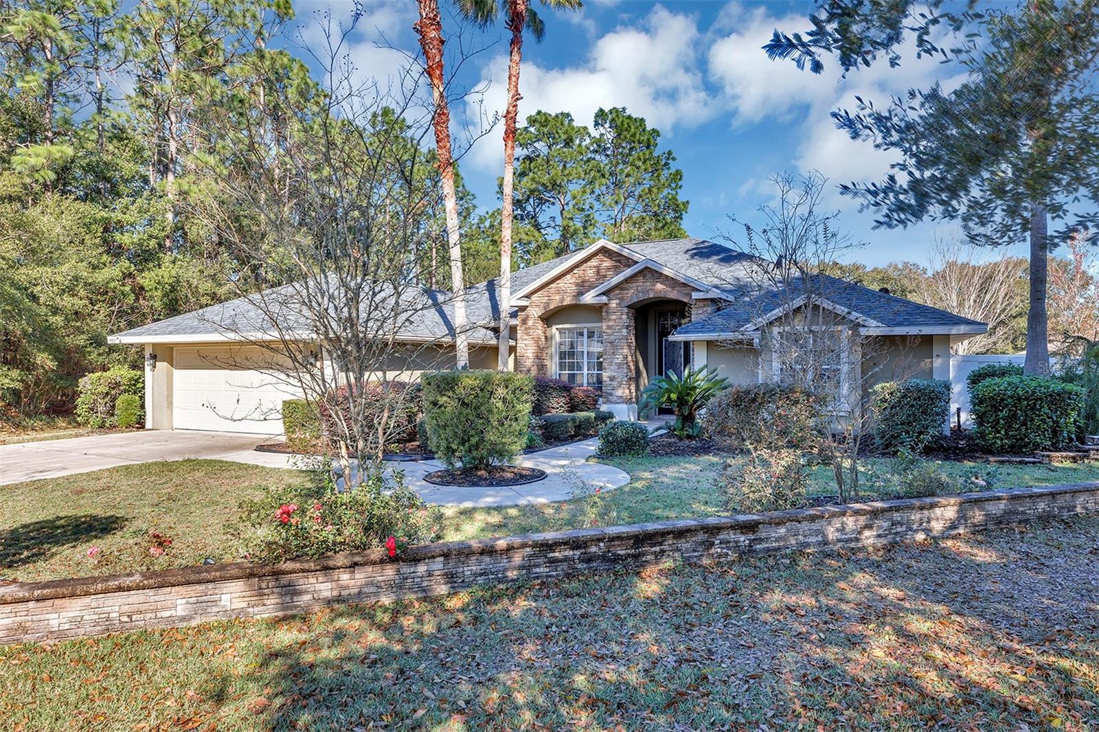 POOL HOME AVAILABLE FOR LEASE IN THE GATED COMMUNITY OF HUNT CLUB/FOX POINT. THIS 4 BEDROOM, 3 FULL BATHROOM, ATTACHED 2 STALL GARAGE, AND CAGED IN-GROUND POOL HOME SITS ON .53 ACRES AND IS FENCED. INCLUDED IS A 12 X 16 UTILITY SHED FOR STORAGE NEEDS. THE HOME DESIGN OFFERS A SPLIT BEDROOM PLAN. THE PRIMARY BEDROOM WITH ITS PRIVATE BATHROOM IS LOCATED AT THE FRONT OF THE HOME. BEDROOMS #2, #3, & #4 ARE LOCATED ON THE BACK AND SIDE OF THE HOME. THERE IS POOL ACCESS FROM THE PRIMARY BEDROOM, FAMILY/DINETTE, AND BACK BEDROOM. OWNER PROVIDES LAWN AND POOL CARE.