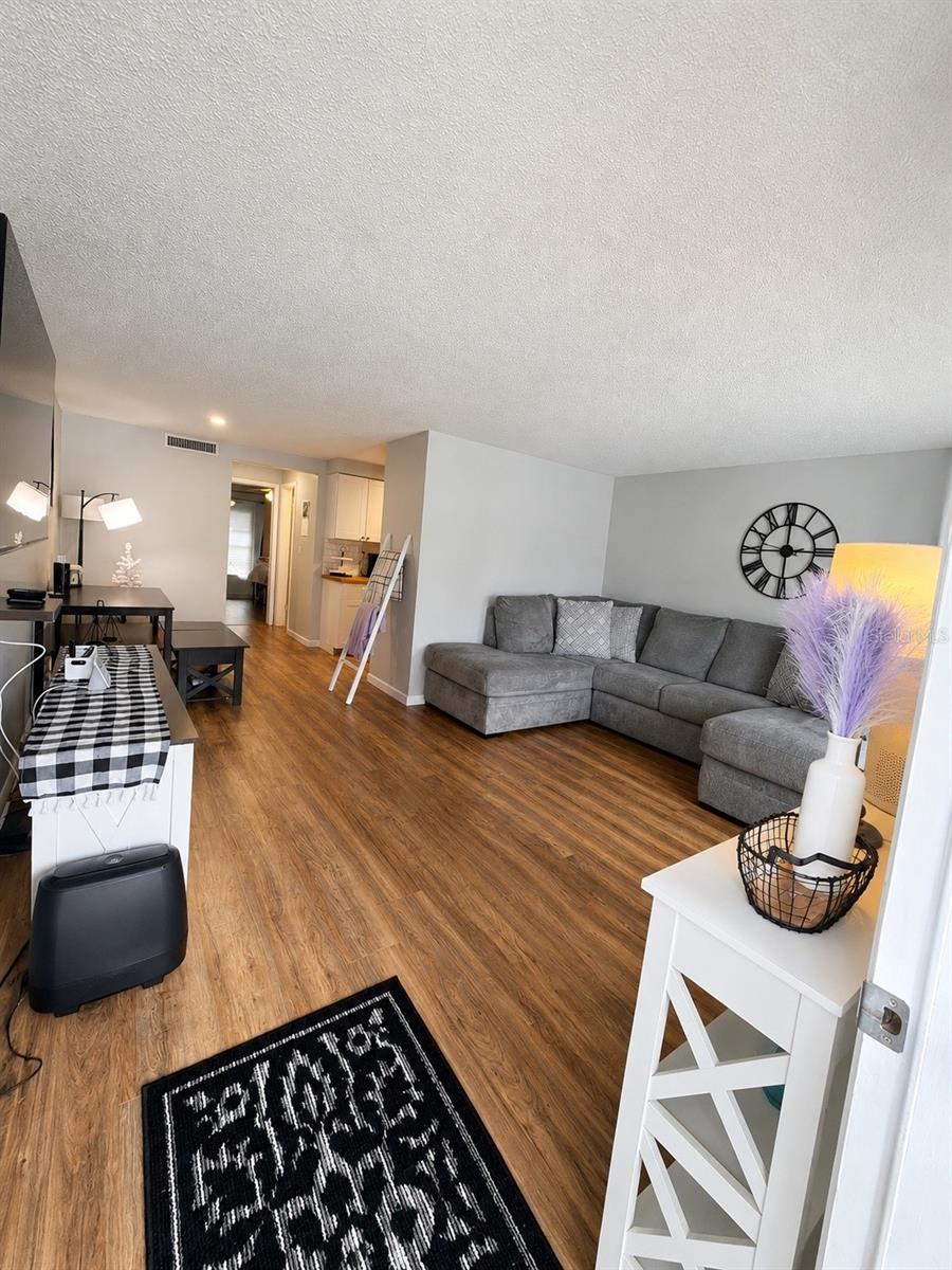 4234 SHELDON PLACE