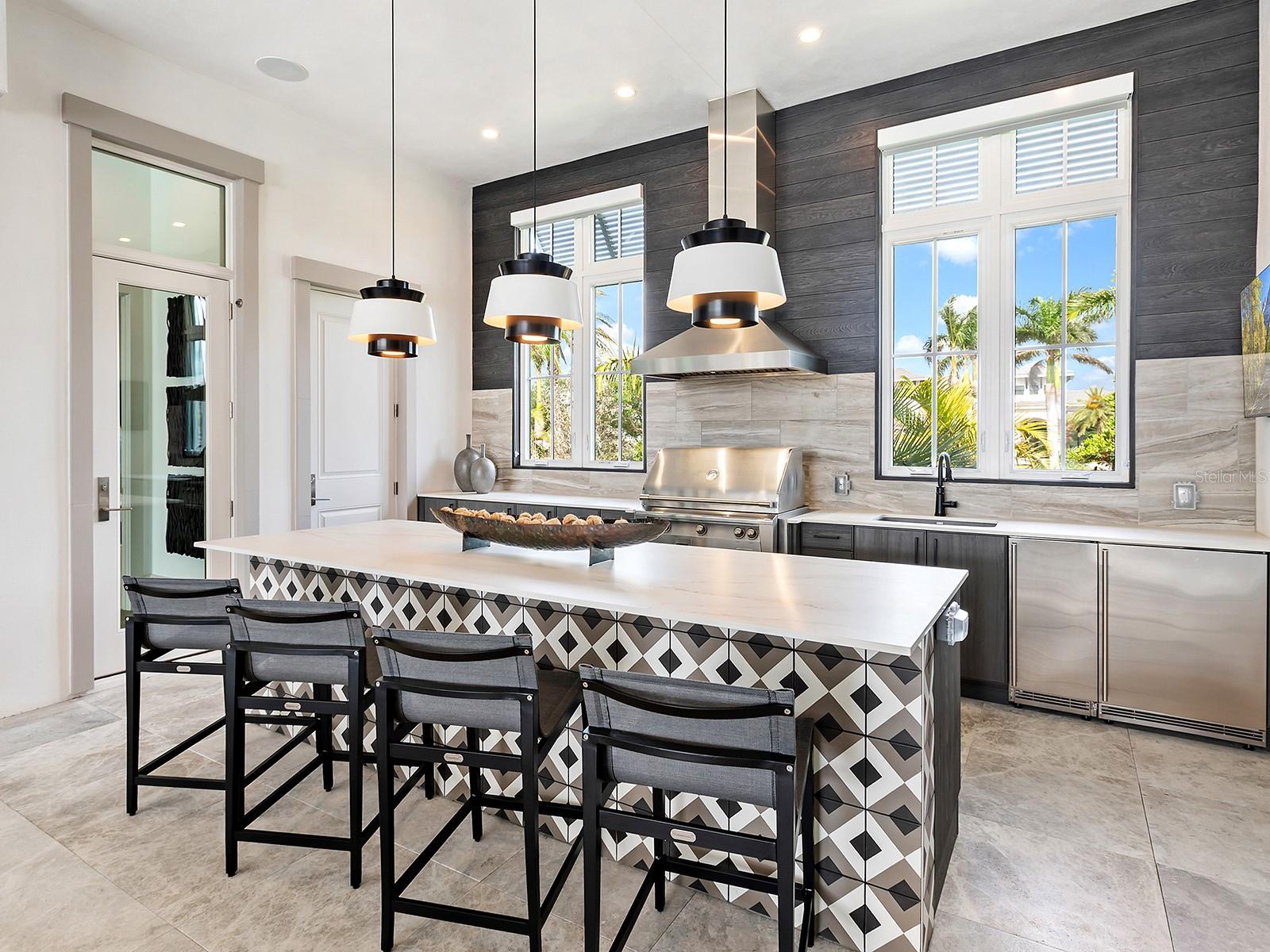 LAKE CLUB PH II - Residential