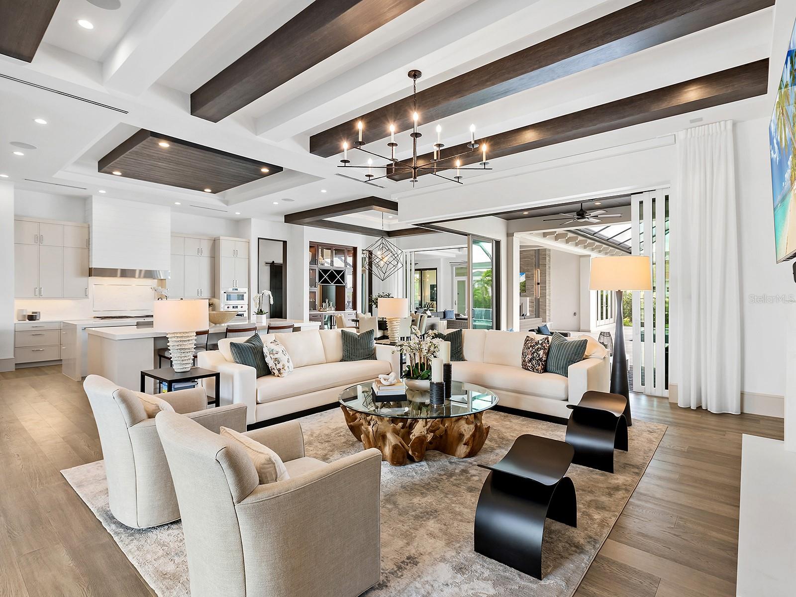 LAKE CLUB PH II - Residential