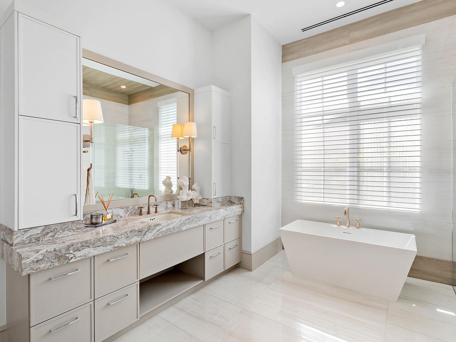 LAKE CLUB PH II - Residential