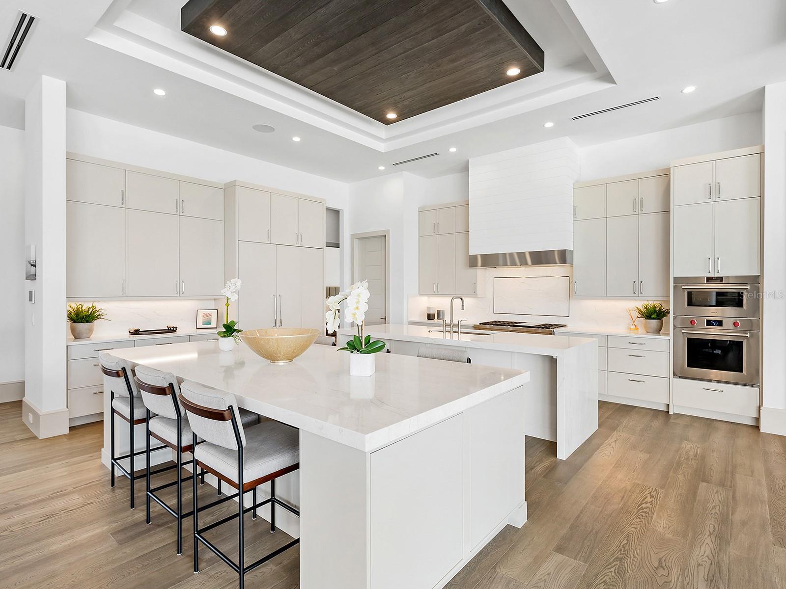 LAKE CLUB PH II - Residential