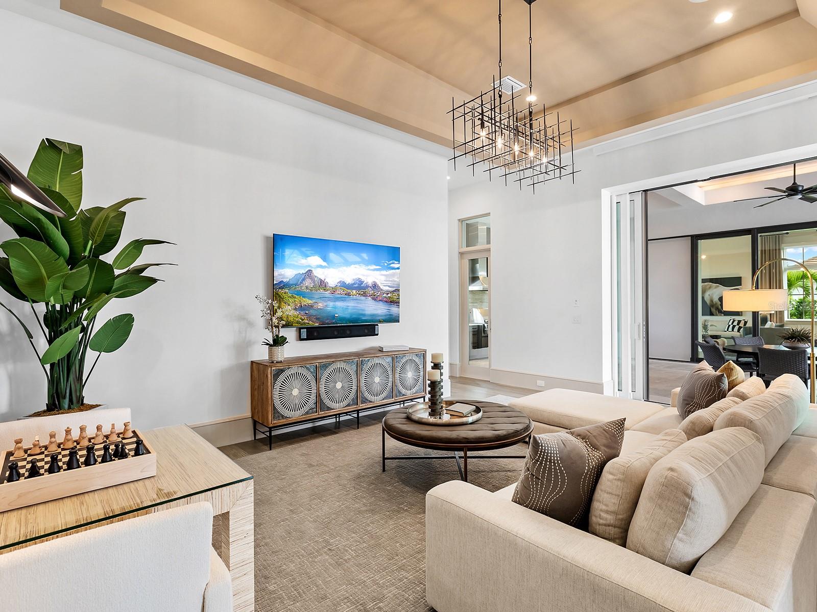 LAKE CLUB PH II - Residential