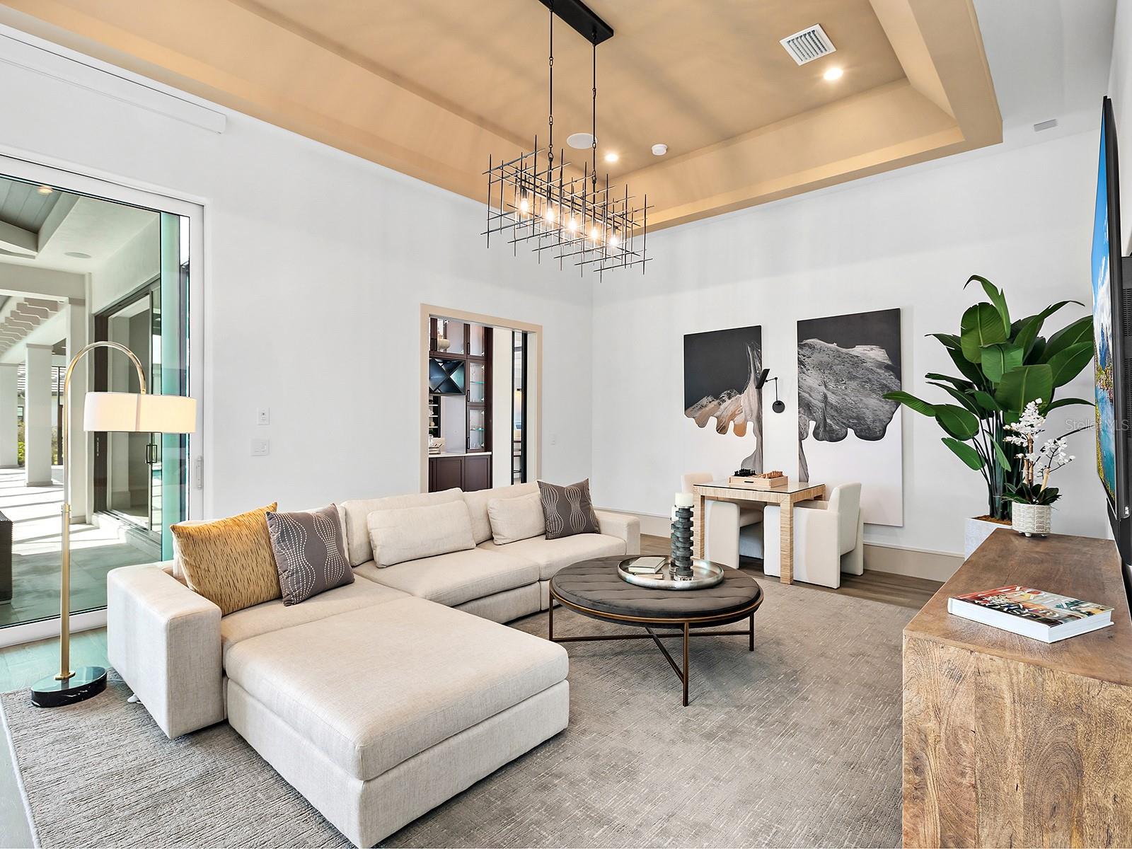 LAKE CLUB PH II - Residential