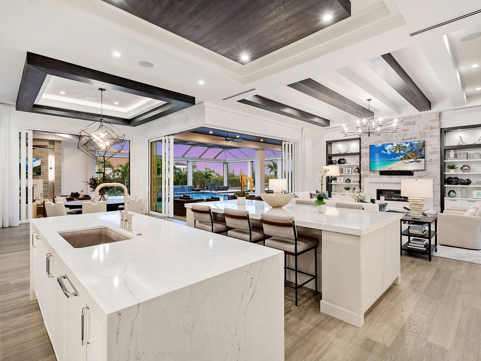 LAKE CLUB PH II - Residential