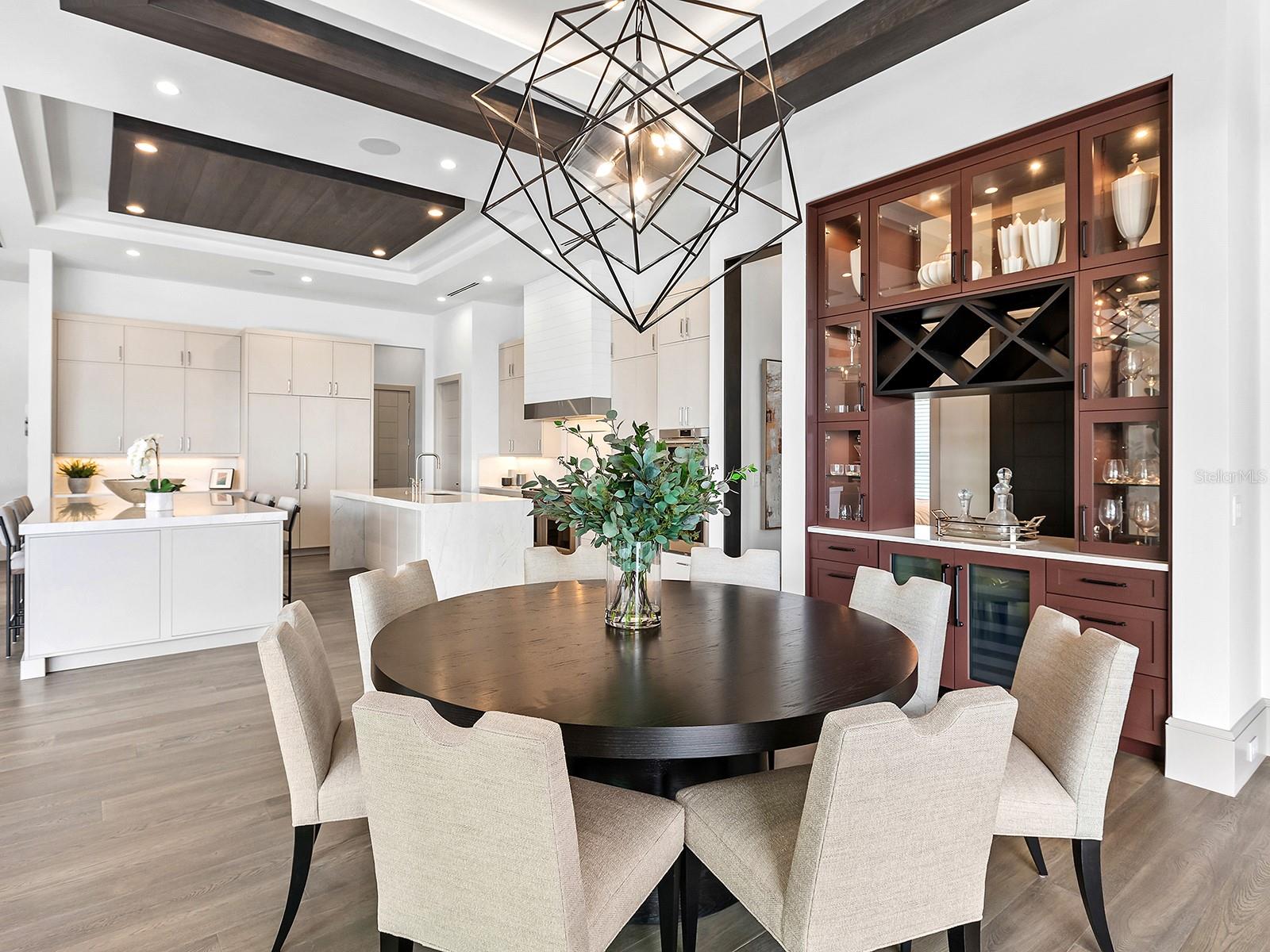 LAKE CLUB PH II - Residential