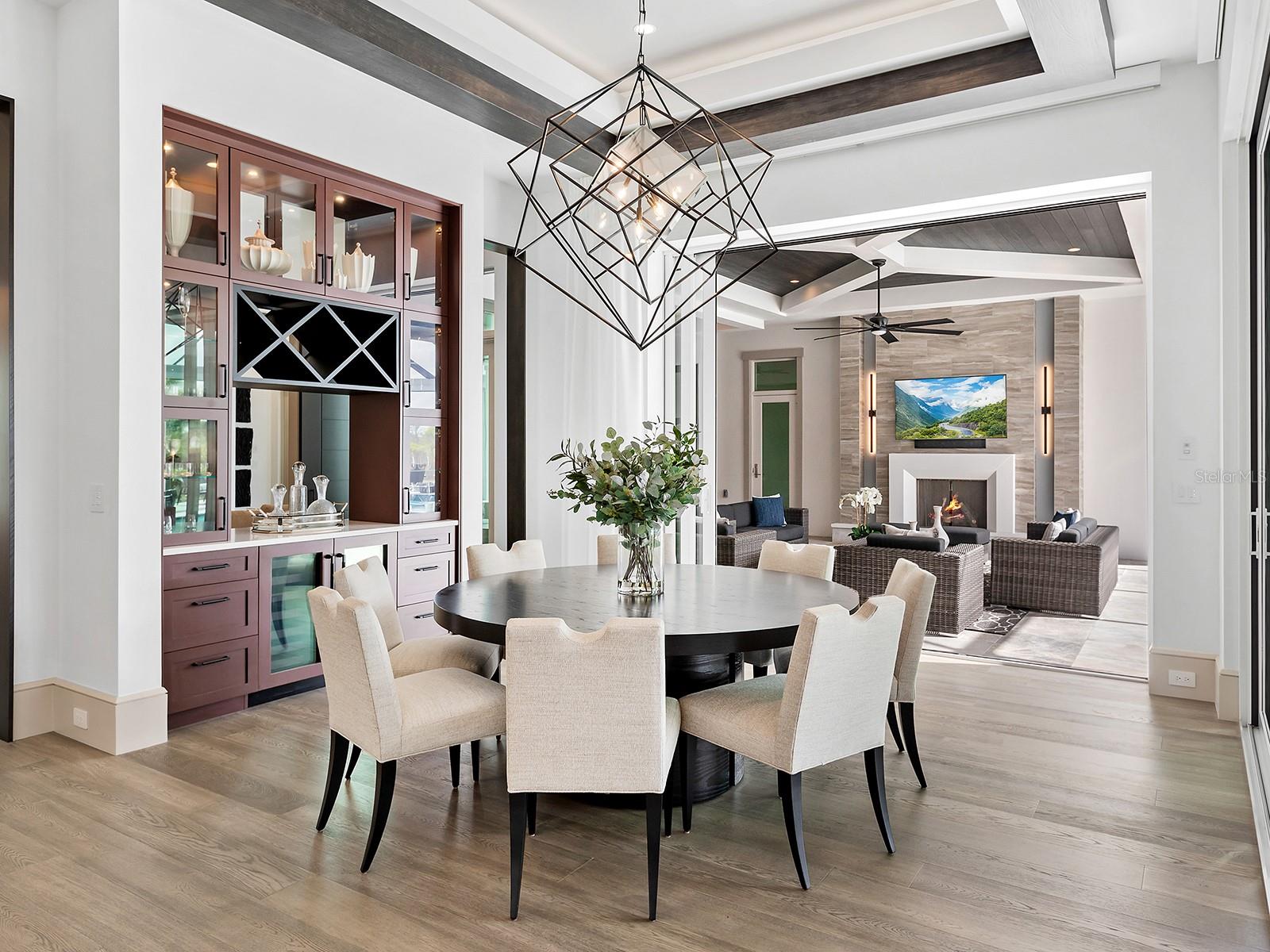 LAKE CLUB PH II - Residential