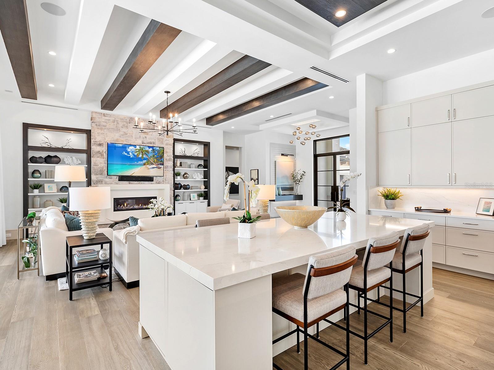 LAKE CLUB PH II - Residential