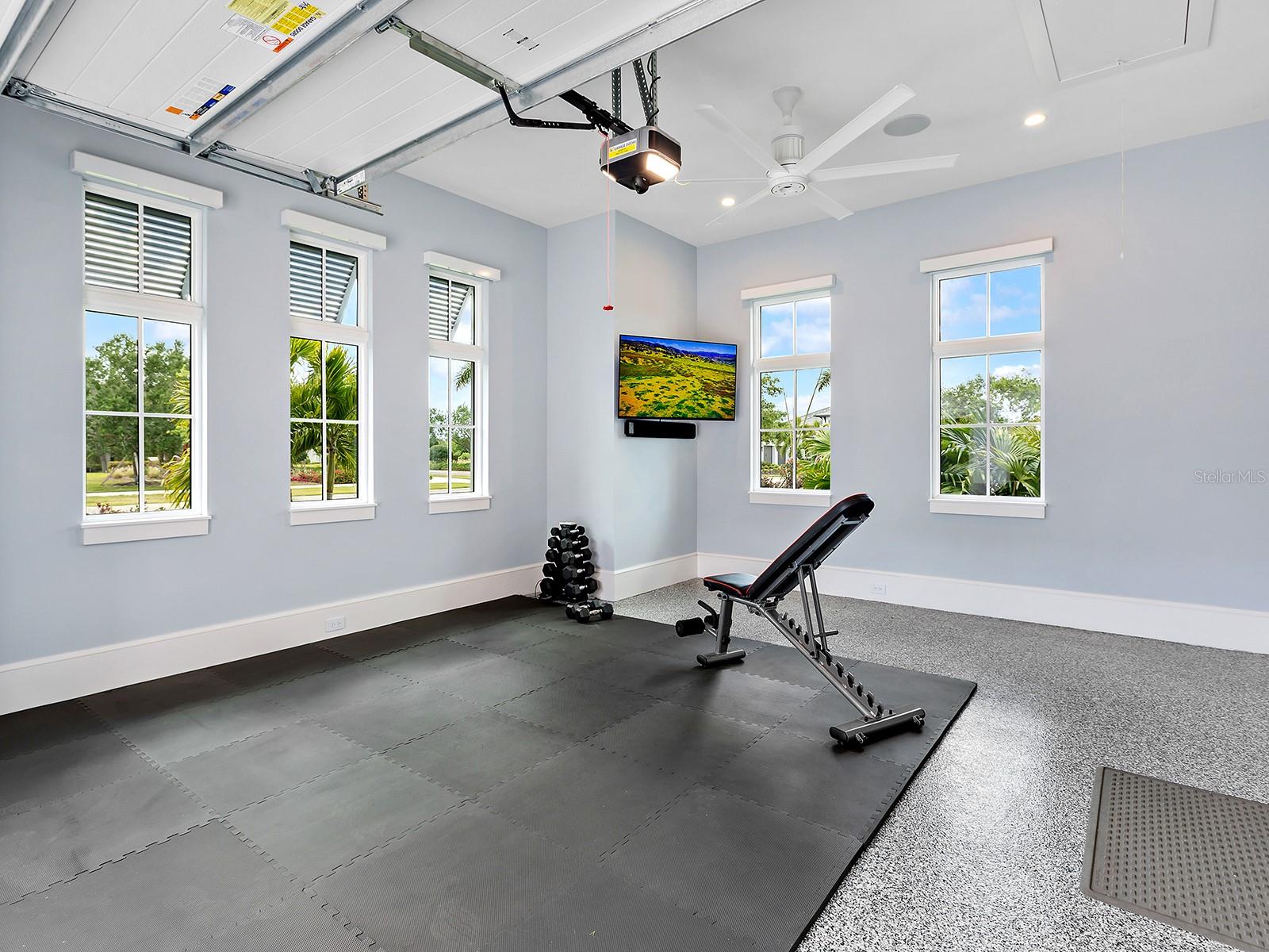 LAKE CLUB PH II - Residential