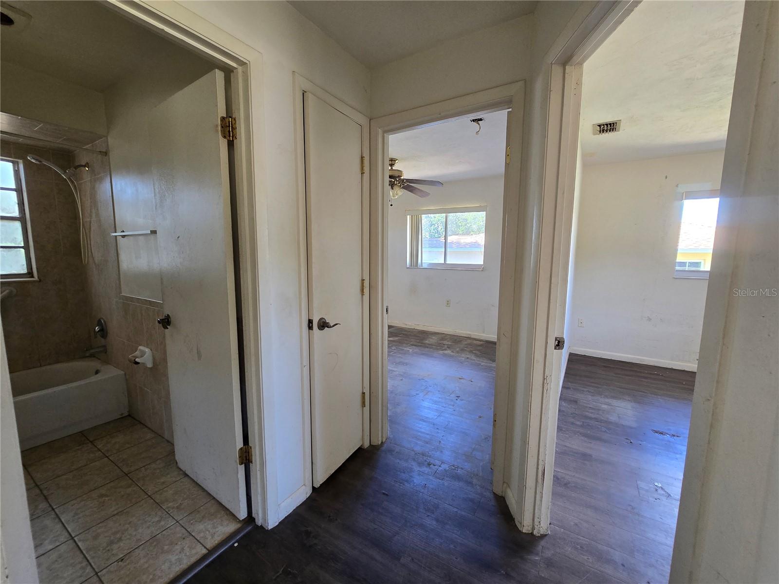 BEVERLY HILLS UNIT 06 SEC 03A - Residential