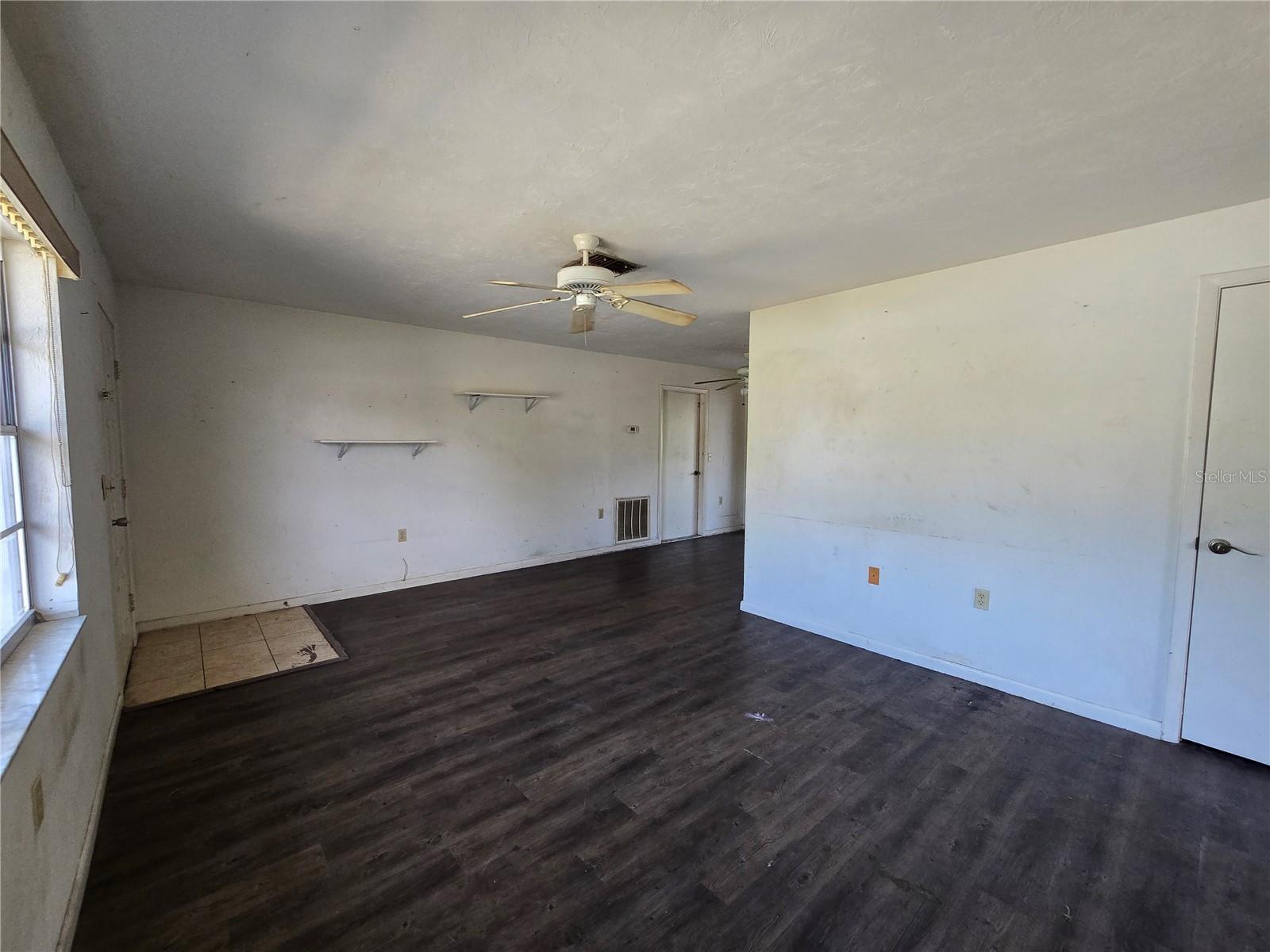 BEVERLY HILLS UNIT 06 SEC 03A - Residential