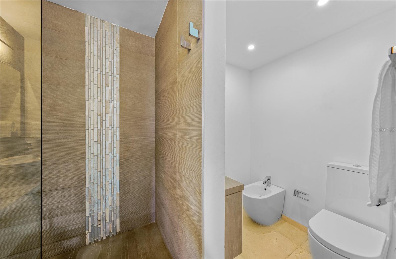 ISLA VERDE - Residential