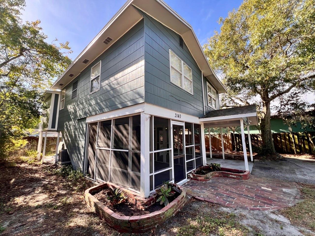 ARCADIAN HEIGHTS - Residential