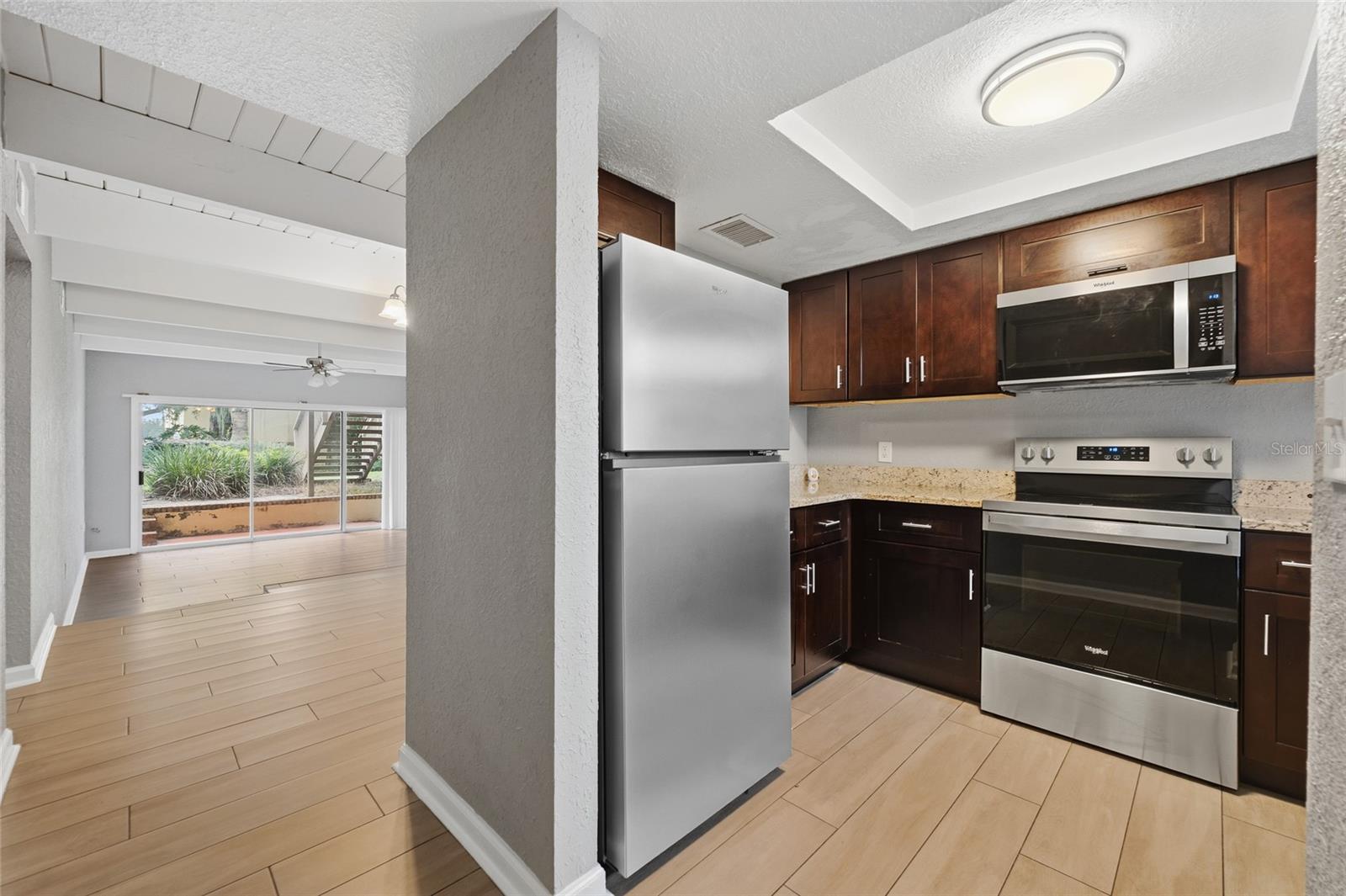 Casas a venda 4 - Jen Dantas 768 E MICHIGAN STREET 79