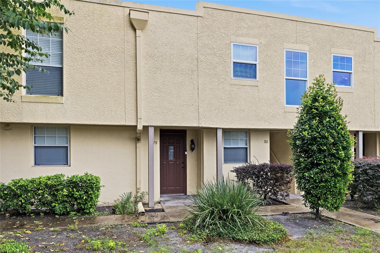 Casas a venda 2 - Jen Dantas 768 E MICHIGAN STREET 79