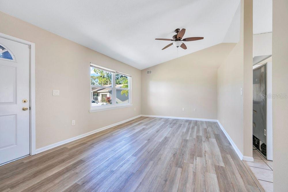 COUNTRY VILLAGE - Residential