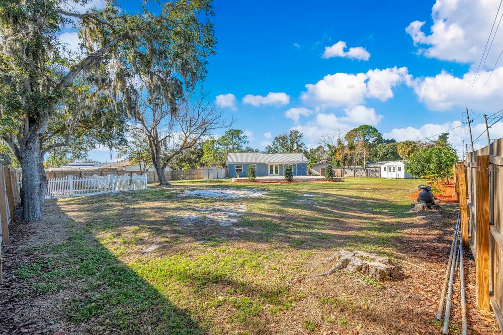 COUNTRY VILLAGE - Residential