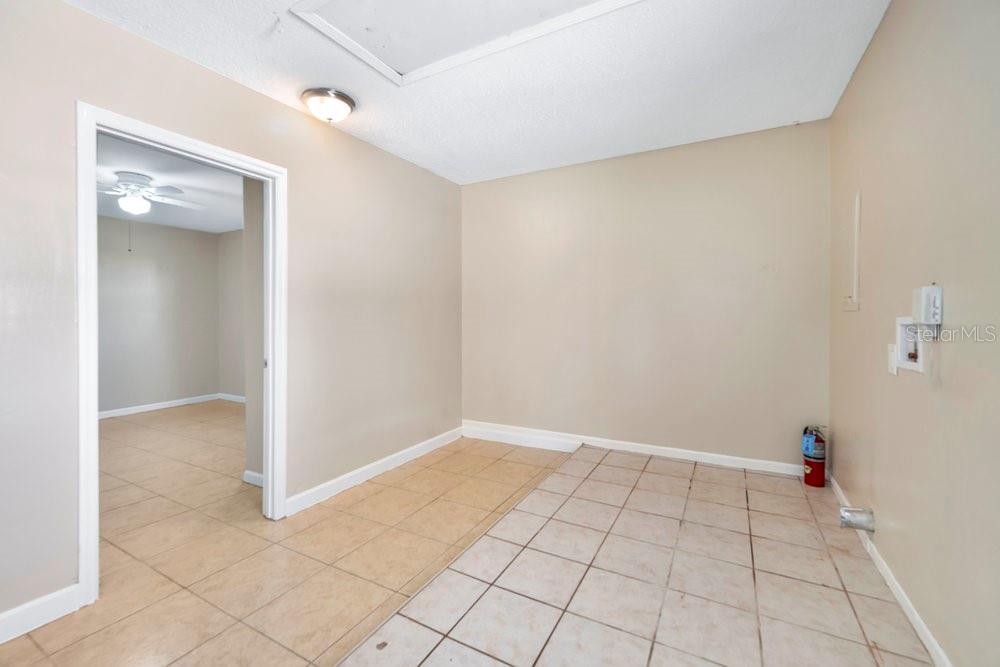 COUNTRY VILLAGE - Residential