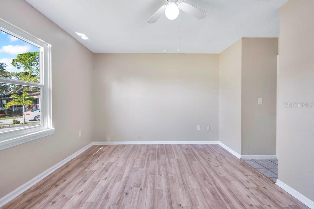 COUNTRY VILLAGE - Residential