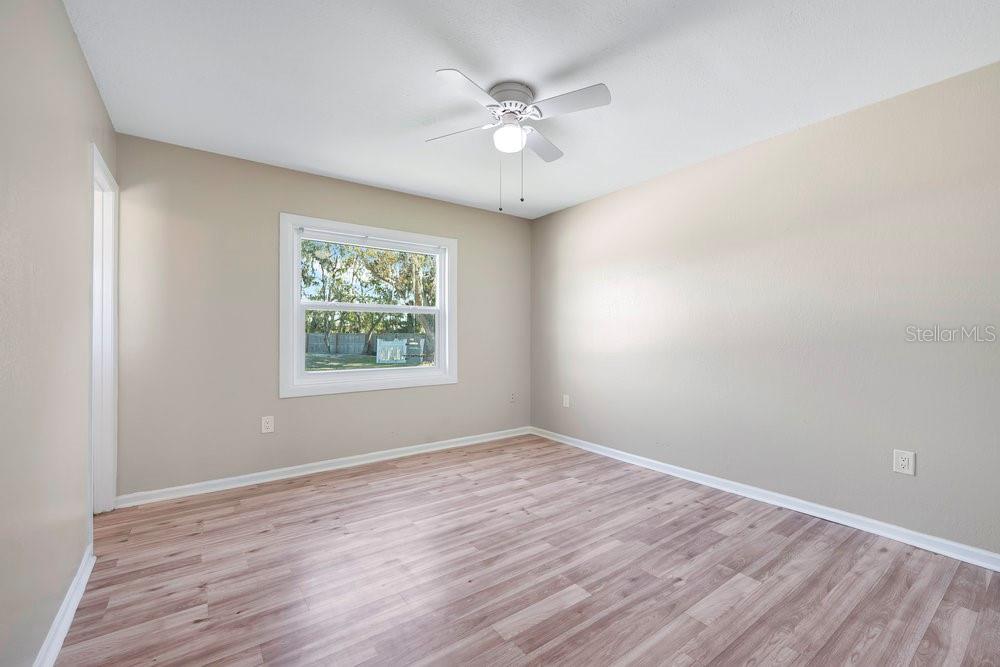 COUNTRY VILLAGE - Residential