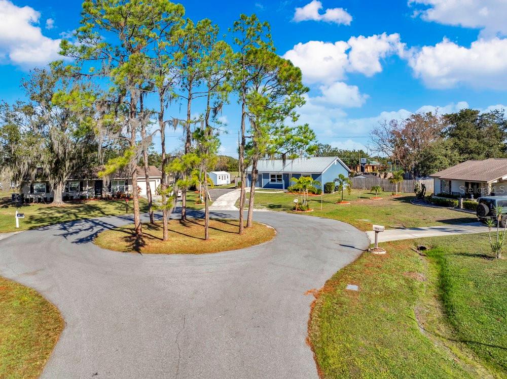 COUNTRY VILLAGE - Residential