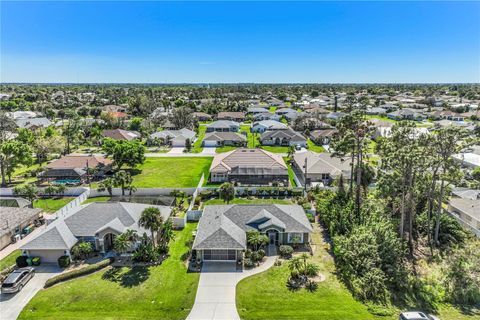 A home in PORT CHARLOTTE