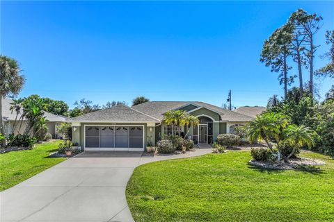 A home in PORT CHARLOTTE