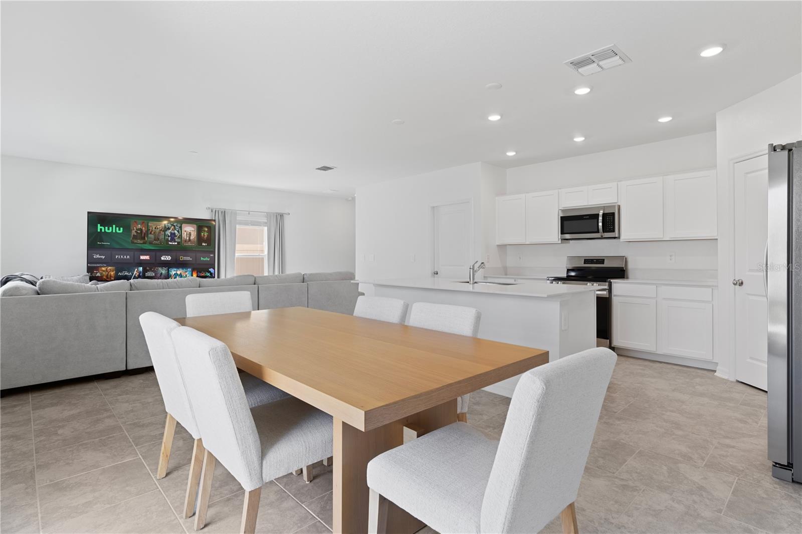 PEACE CREEK RESERVE 40'S - Residential