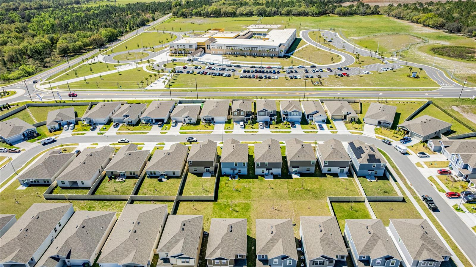 PEACE CREEK RESERVE 40'S - Residential