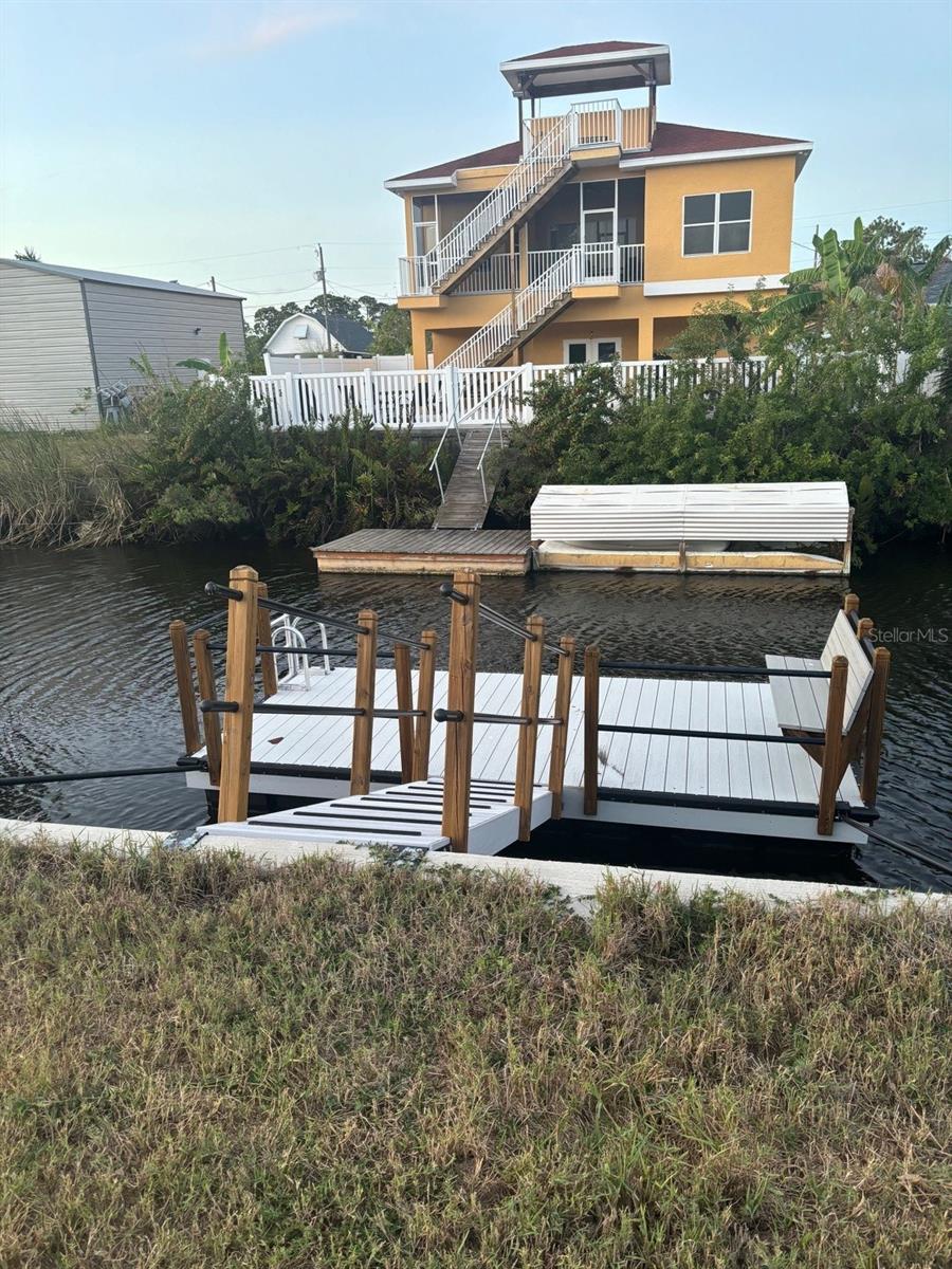 SUNSET ESTATES REPLAT PB 6 PG 104 BLK E LOT 8 - Land