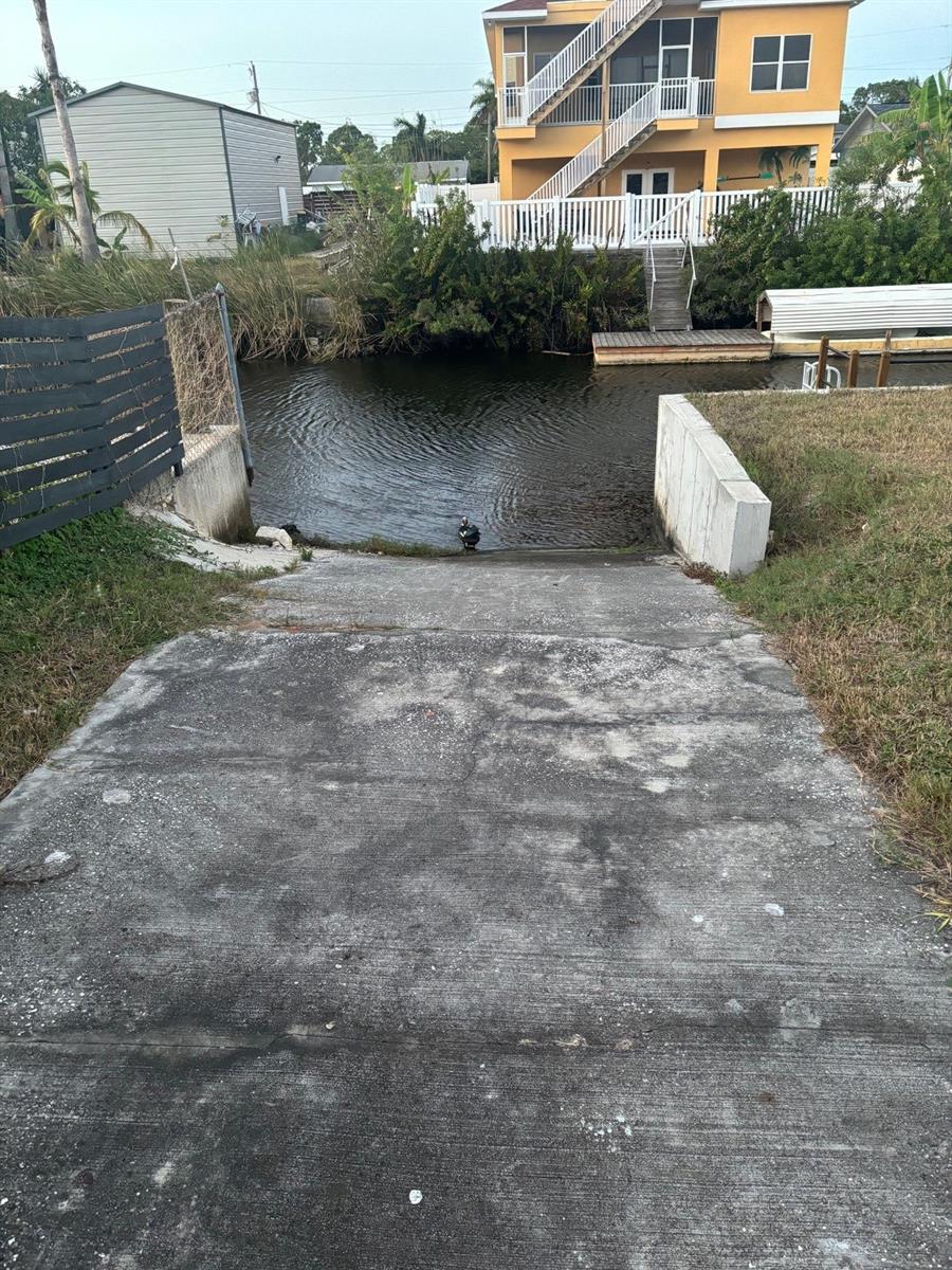 SUNSET ESTATES REPLAT PB 6 PG 104 BLK E LOT 8 - Land