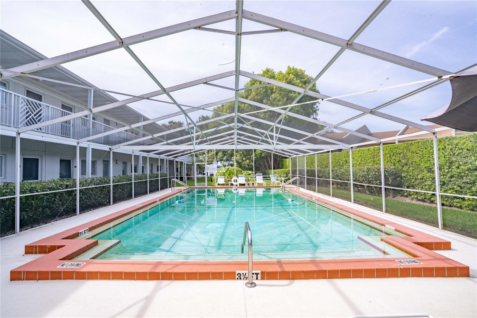 HAMPSHIRE HOUSE - Residential Lease