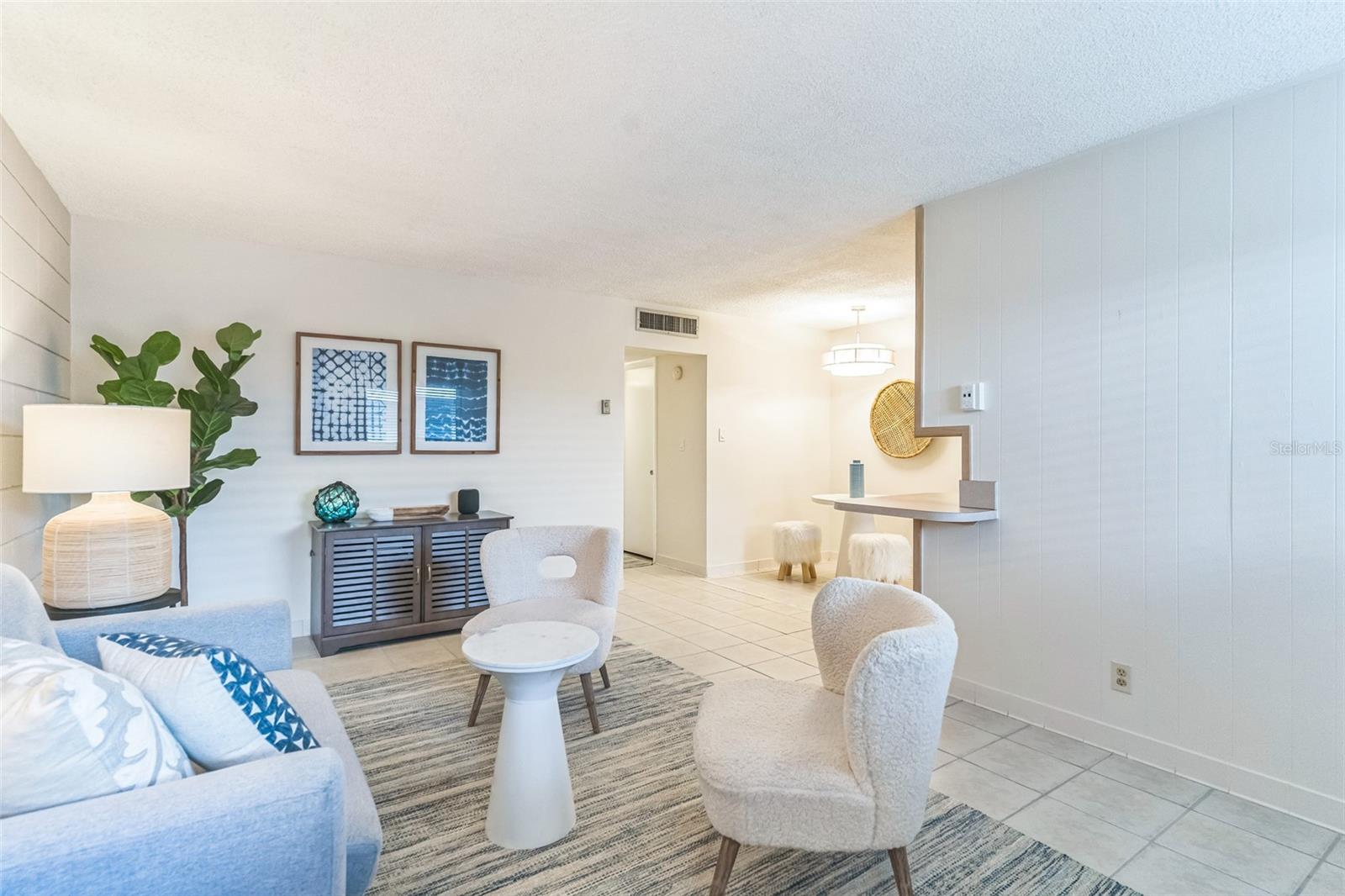 HAMPSHIRE HOUSE - Residential Lease